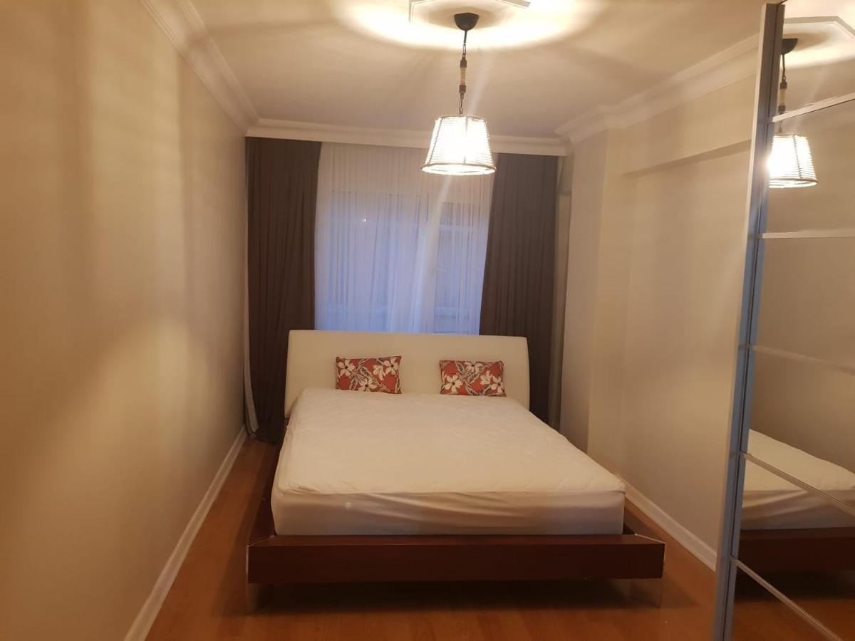 5 Minutes To Subway Apartment Istanbul Exterior photo