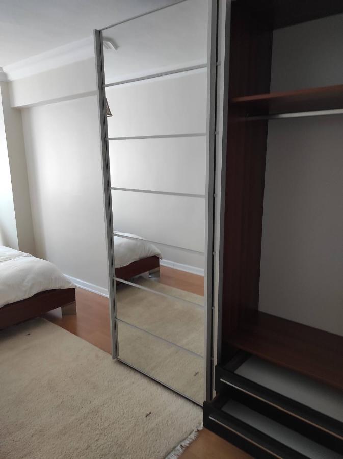 5 Minutes To Subway Apartment Istanbul Exterior photo